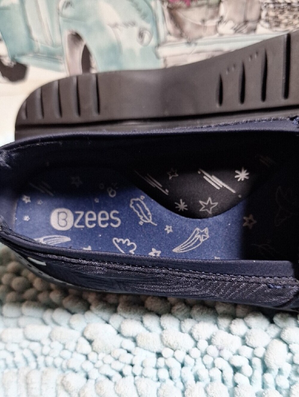 Bzees Navy Slip-On Casual Loafers for Women - Picture 5 of 5